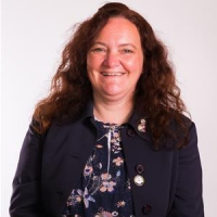 Councillor karen Glasson